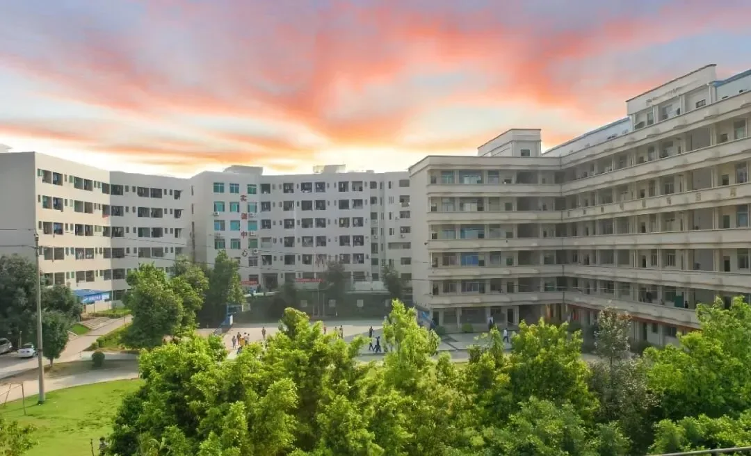 广州城市职业技工学校（民办，校本部） 校园图